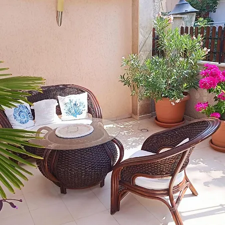 Rosi Villa *