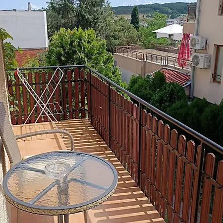 Rosi Villa